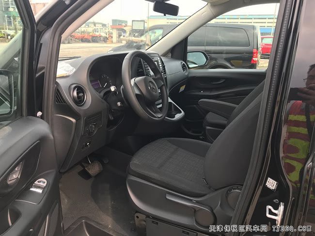 2019款奔驰METRIS美规版 7座/金属漆/电动门现车35.5万