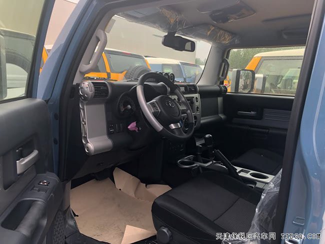 2019款丰田FJ酷路泽中东版 全地形越野优惠酬宾