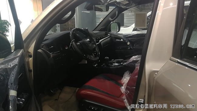 2018款雷克萨斯LX570加规版 凌志顶配版优惠促销