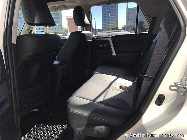 2019款丰田超霸4.0L加规版 7座真皮/20轮/天窗现车52万