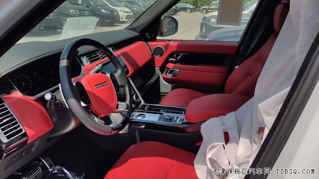 19款路虎揽胜3.0T柴油创世加长版 22轮/黑耀版现车138万