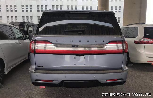 2018款林肯领航员美规版 平行进口黑标限量版现车123万