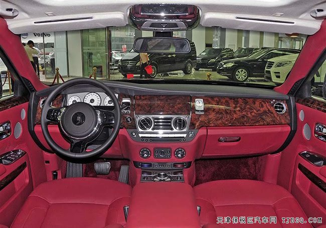 2019款劳斯莱斯古思特加长版 平行进口优享极致