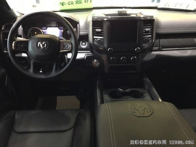 19款道奇公羊5.7L运动版 20轮/全景天窗/首选包现车44万