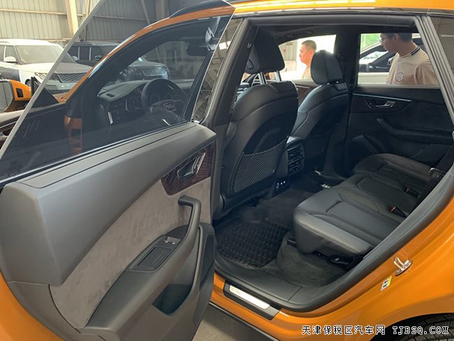 2019款奥迪Q8加规版 22轮/驾驶辅助/豪华包接受预定98万