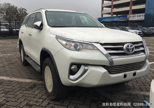 2019款丰田穿越者2700中东版 3气囊/7座/17轮现车30.5万