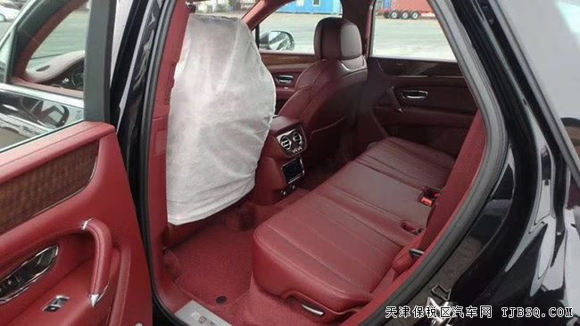 2019款宾利添越4.0T汽油版 百年礼赞套件/20轮现车259万