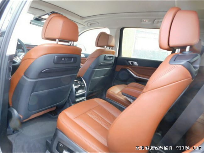 19款宝马X7美规版 21轮/停辅包/铂金包/寒冷包现车110万