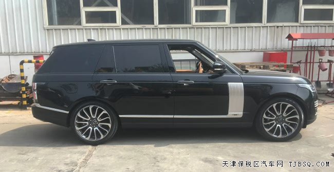 19款路虎揽胜创世加长版 22刀锋轮/全景/后娱现车136万