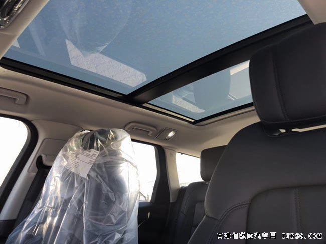 19款路虎揽胜运动柴油版 19轮/底升/全景天窗现车73.5万