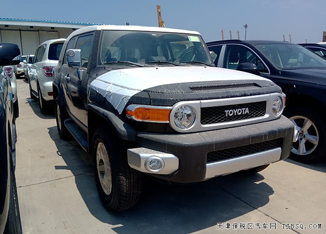 2019款丰田FJ酷路泽4.0L中东版 JBL/17轮/8气囊现车48万