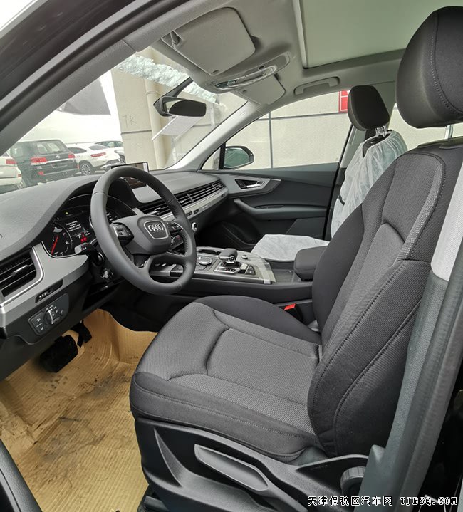 19款奥迪Q7欧规版2.0T 18轮/全景天窗/电尾门现车50.8万