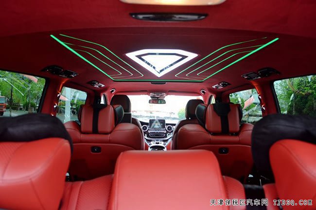 2019款奔驰V250墨西哥版 17轮/航空座椅/金属漆现车70万