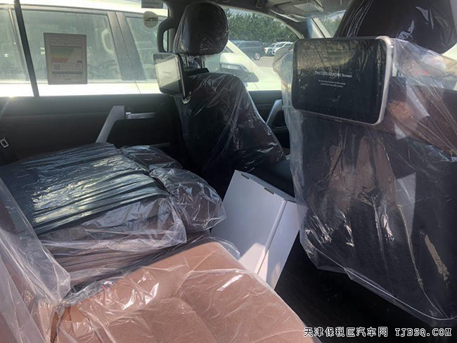 2019款丰田酷路泽5.7L VXR中东版 20轮/大包围现车115万