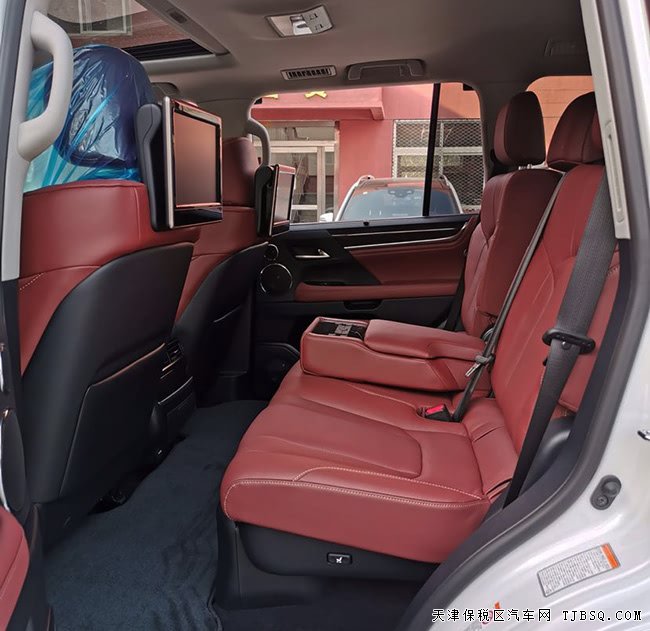 2019款雷克萨斯LX570加规版 21轮/天窗/环影现车138万