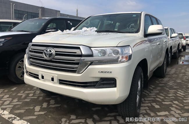 19款丰田酷路泽4000中东版 金属漆/天窗/后挂现车65.2万