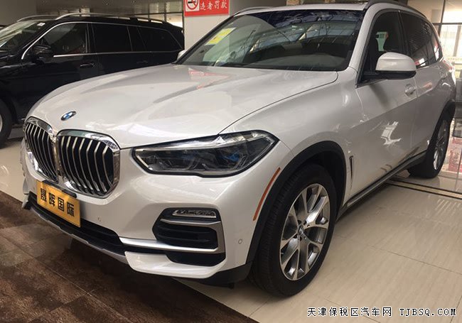 19款宝马X5加规版 20轮/全景天窗/大豪华包现车76万优享