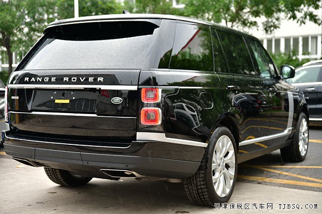 2019款路虎揽胜3.0T汽油加长版 21轮/滑动全景现车153万