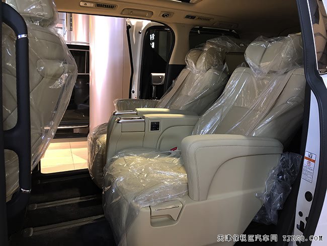 19款丰田埃尔法2.5L混动版 豪华商务MPV现车89.5万优享