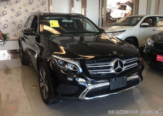 2019款奔驰GLC300墨规版 全景天窗/19轮/氙灯现车40.5万