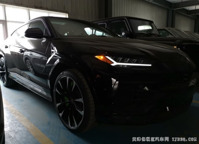 2019款兰博基尼Urus加规版 23轮/B&O音响/四座现车333万