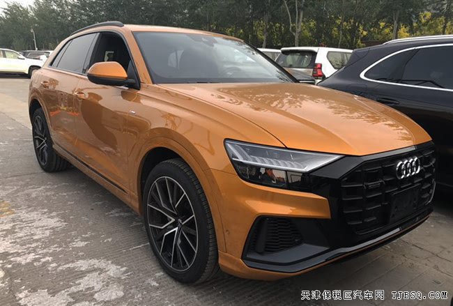 2019款奥迪Q8加规版 22轮/动态包/驾驶辅助包现车110万