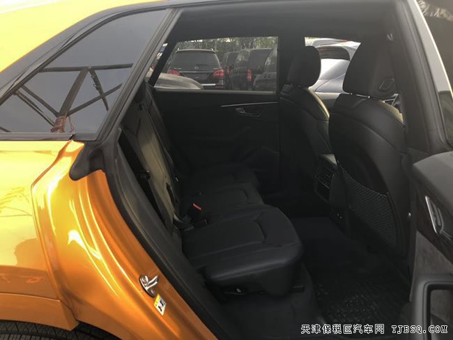 2019款奥迪Q8加规版 22轮/动态包/驾驶辅助包现车110万