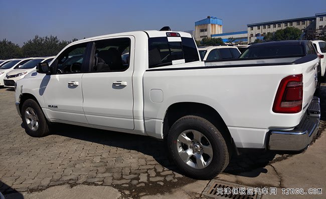 2019款道奇公羊5.7L加规版 大角牛二级包/全景现车40万