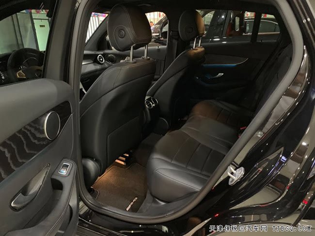 2019款奔驰GLC300墨西哥版Coupe 天窗/19轮现车51万劲惠