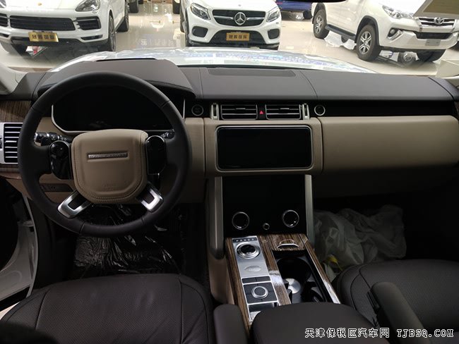 19款路虎揽胜3.0T柴油加长版 20轮/抬显/全景现车126万