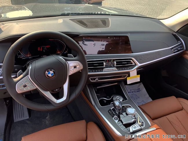 2019款宝马X7美规版 全景天窗/6座/五区空调现车106.5万
