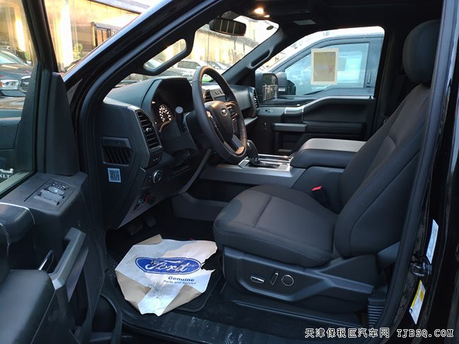 平行进口18款福特F150加规版 301A包/双天窗现车36.5万