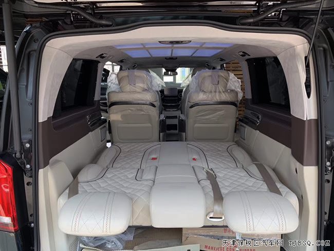 2019款奔驰V250墨西哥版 19轮/大包围/航空座椅现车73万