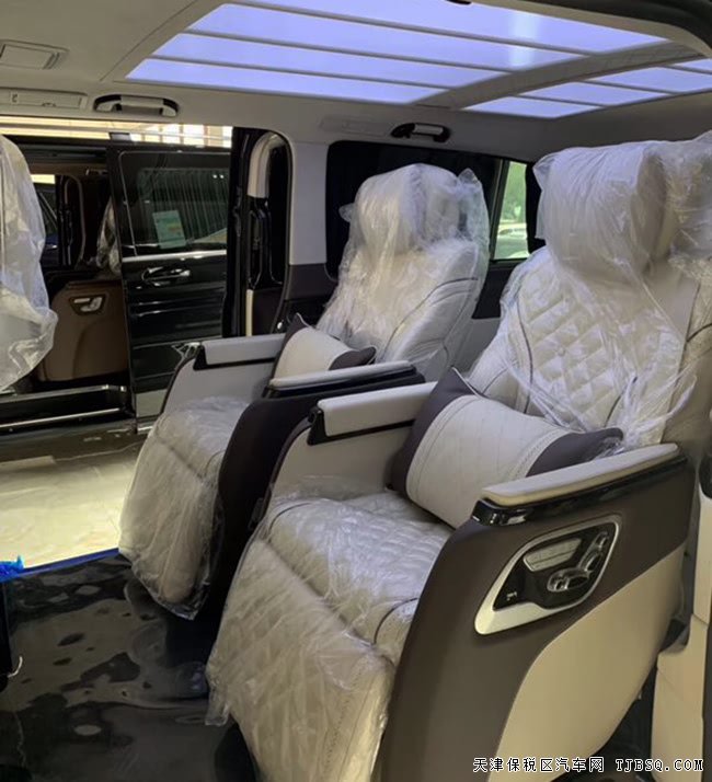 2019款奔驰V250墨西哥版 19轮/大包围/航空座椅现车73万