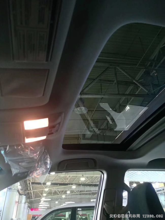 2019款丰田普拉多2700中东版 17轮/7座/天窗现车39.8万