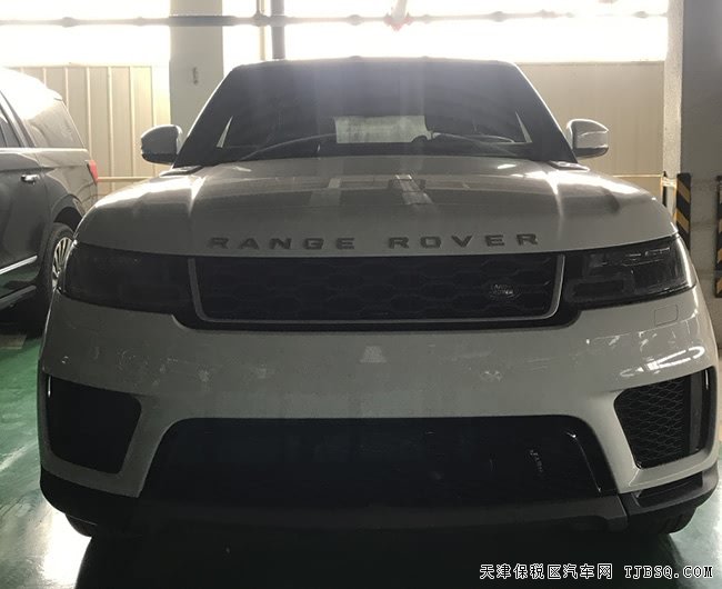 19款路虎揽胜运动汽油版 全景天窗/驾驶辅助现车78.5万