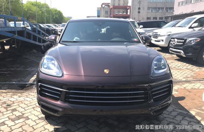 2019款保时捷卡宴3.0T美规版 19轮/全景/金属漆现车84万