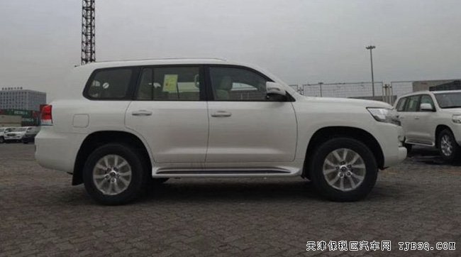 2019款丰田酷路泽4000中东版 18轮/天窗/遥启现车67.5万