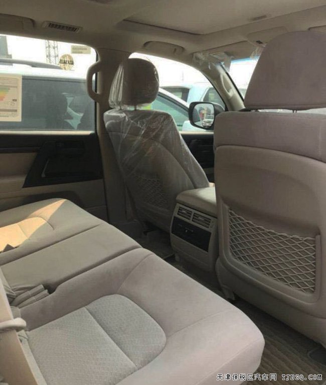 2019款丰田酷路泽4000中东版 18轮/天窗/遥启现车67.5万