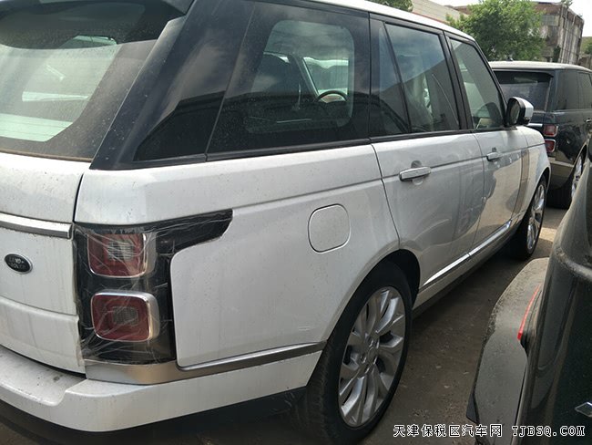 19款路虎揽胜3.0T柴油创世版 21轮/300PA座椅现车122万