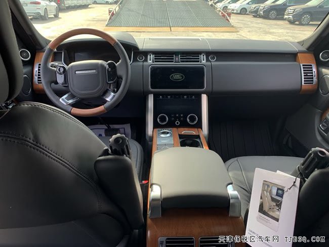 19款路虎揽胜3.0T柴油创世加长版 22轮/黑耀版现车136万