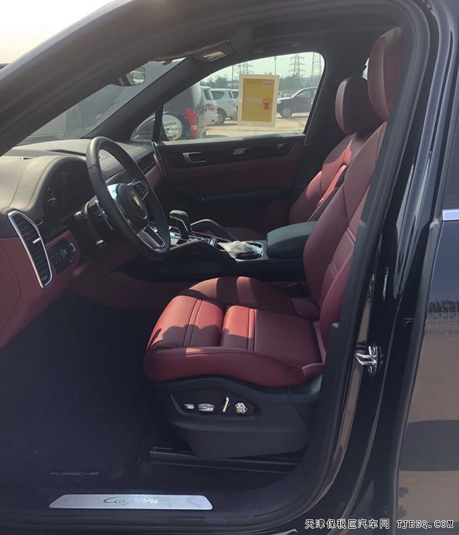 19款保时捷卡宴3.0T墨规版 19轮/BOSE/金属漆现车88.5万