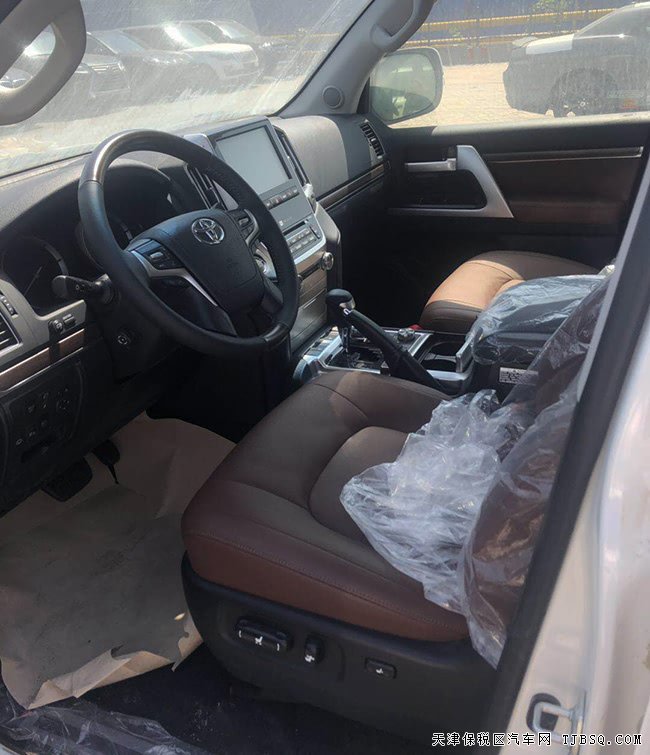 2019款丰田酷路泽5700中东版 20轮/包围/雷测现车115万