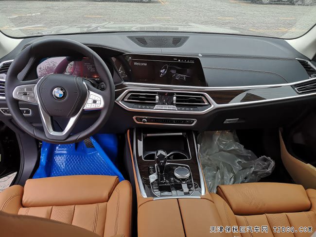 2019款宝马X7欧规版 7座/20轮/星空顶全景天窗现车96万