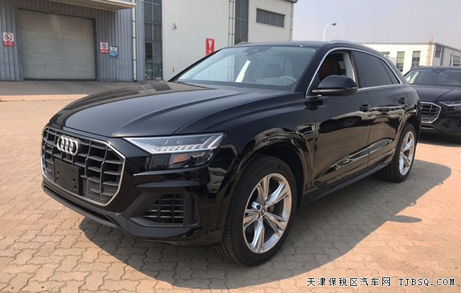 2019款奥迪Q8加规版 21轮/BO音响/雷测/动态包现车96万