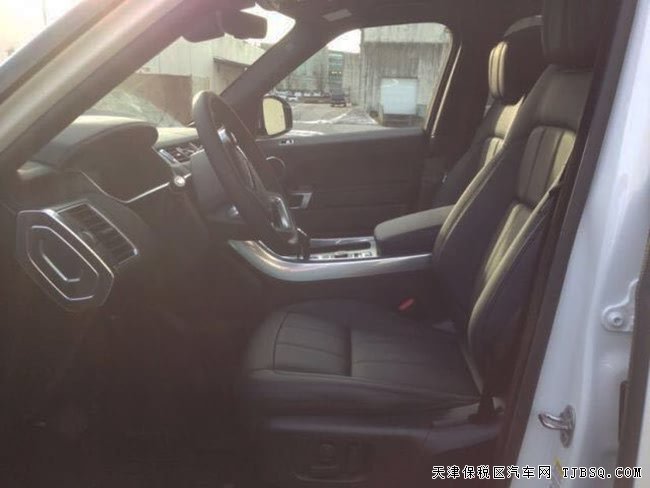 平行进口车19款路虎揽胜运动汽油版 现车震撼来袭