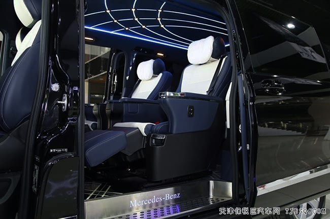 2019款奔驰V250墨西哥版 2.0T豪华MPV现车精选