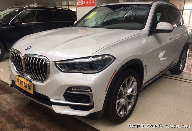 2019款宝马X5加规版 20轮/全景天窗/大豪华包现车76万