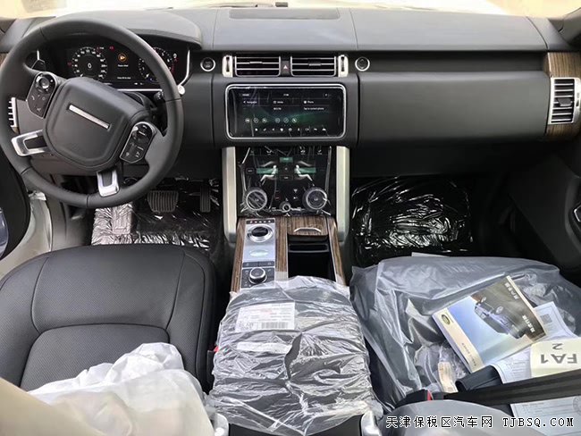 2019款路虎揽胜3.0T汽油加长版 20轮/固定全景现车127万
