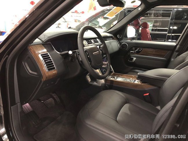 2019款路虎揽胜3.0T行政汽油版 豪华SUV现车酬宾